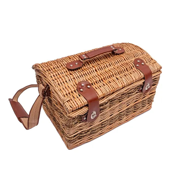 Yuppie Gift Baskets Forest Picnic Basket (4 Persons)