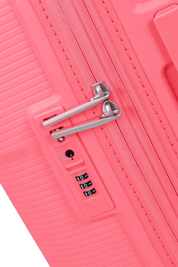 American Tourister Starvibe Expandable 67cm Medium Spinner | Sun Kissed Coral - KaryKase