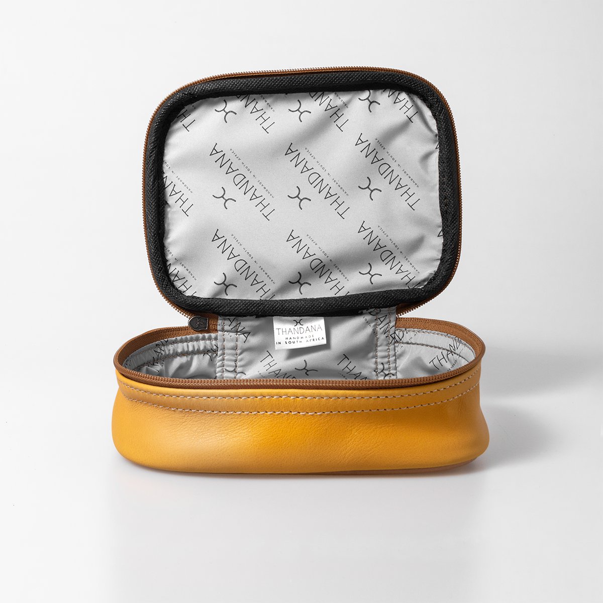 Thandana Leather Single Toiletry Case - KaryKase