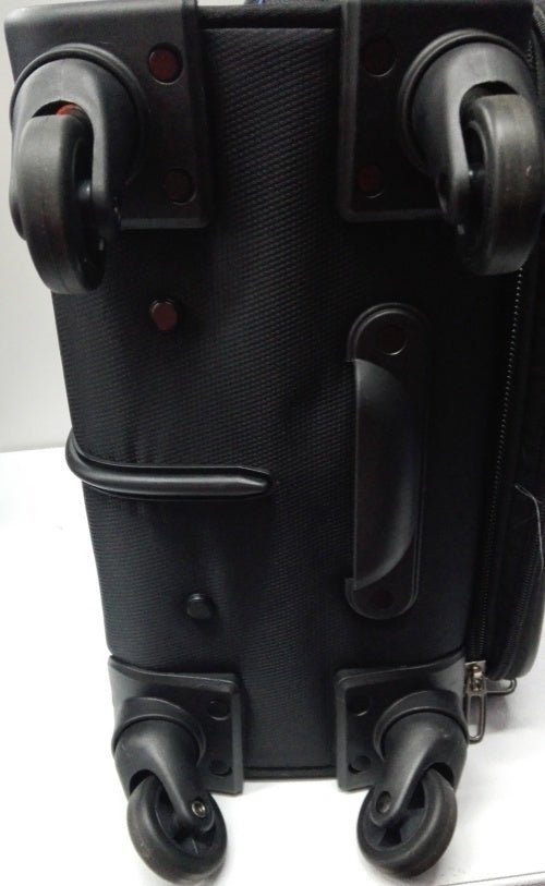 Tosca Sky Expandable 60cm Medium Spinner | Black - KaryKase