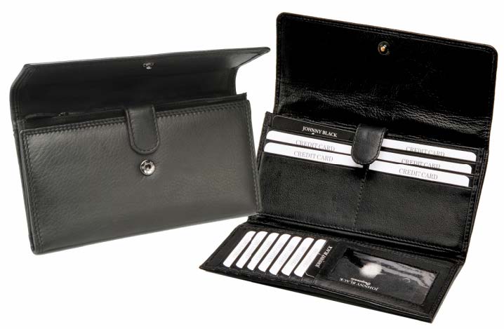 Monroe Chicago Leather Ladies Clutch Purse | Black - KaryKase