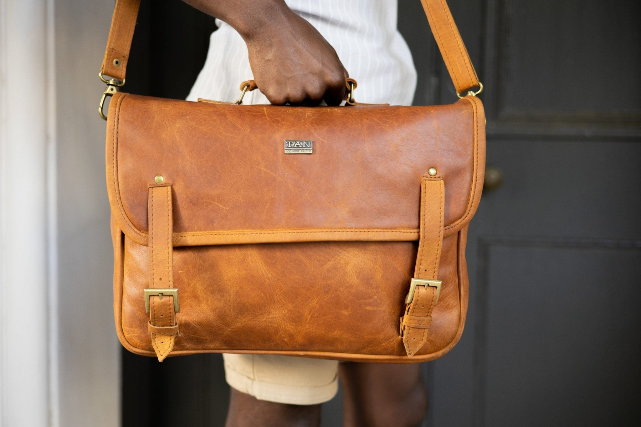 Tan Leather Goods - Alex Laptop Bag | Toffee - KaryKase