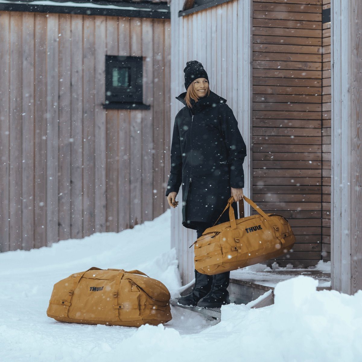 Thule Chasm 70L Duffel (M) | Golden - KaryKase