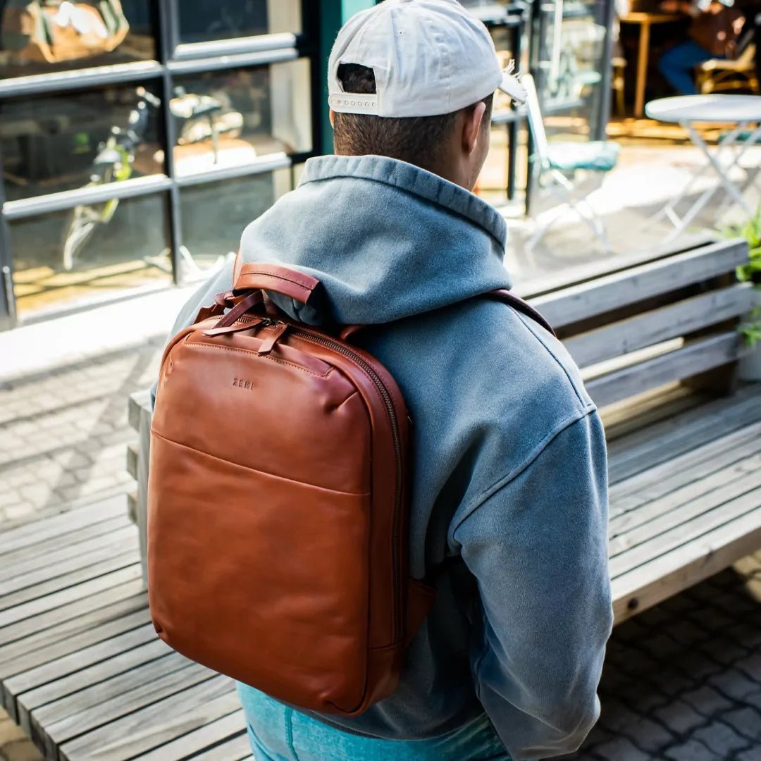 Zemp Charles Leather Backpack (S) | Waxy Brown - KaryKase