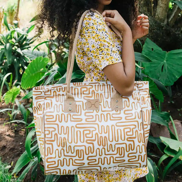 Thandana Laminated Fabric Medium Beach Bag - KaryKase